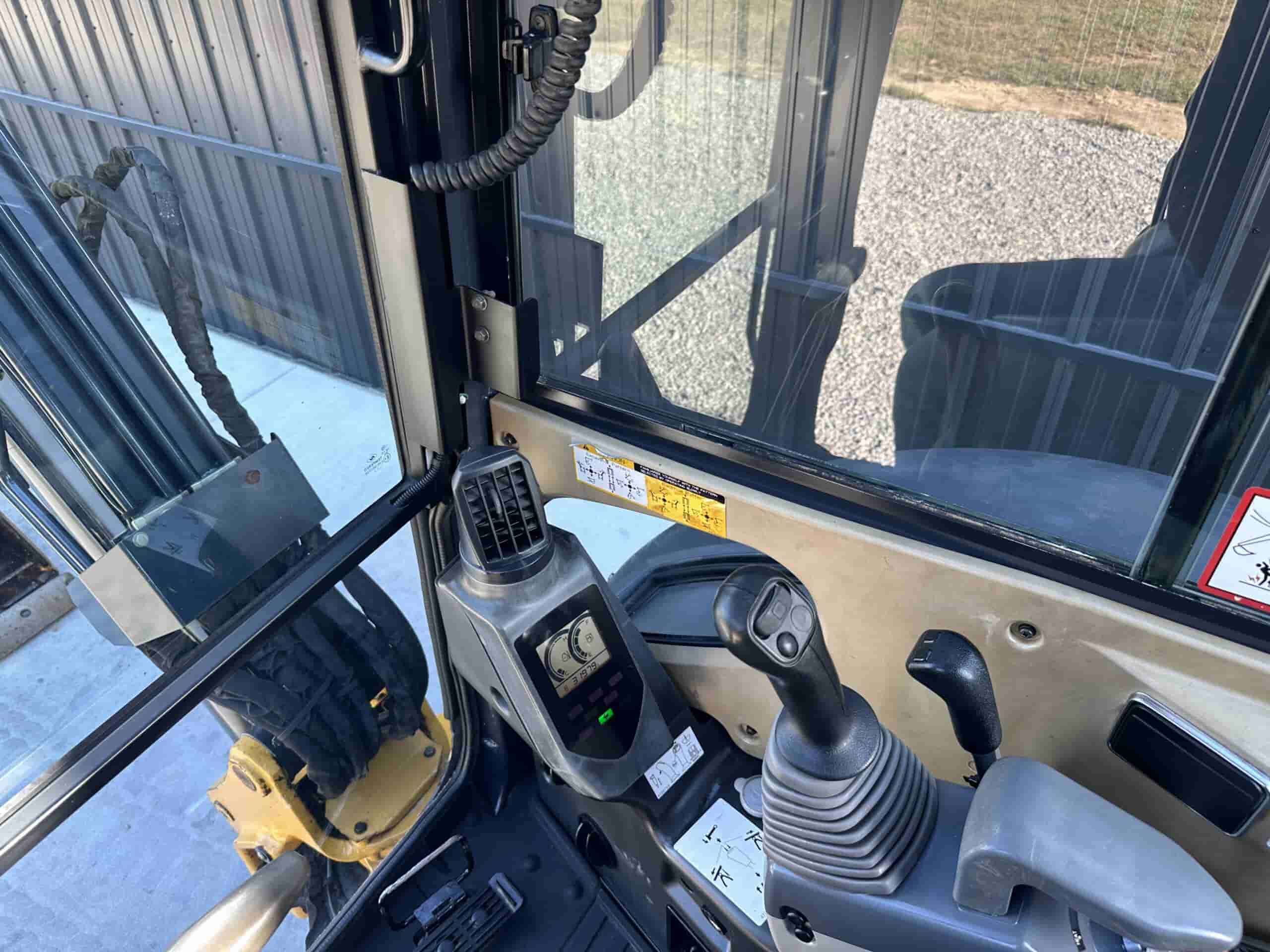 2011 John Deere 35D
